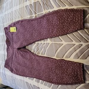 ALL IN MOTION LEGGINGS SIZE LARGE